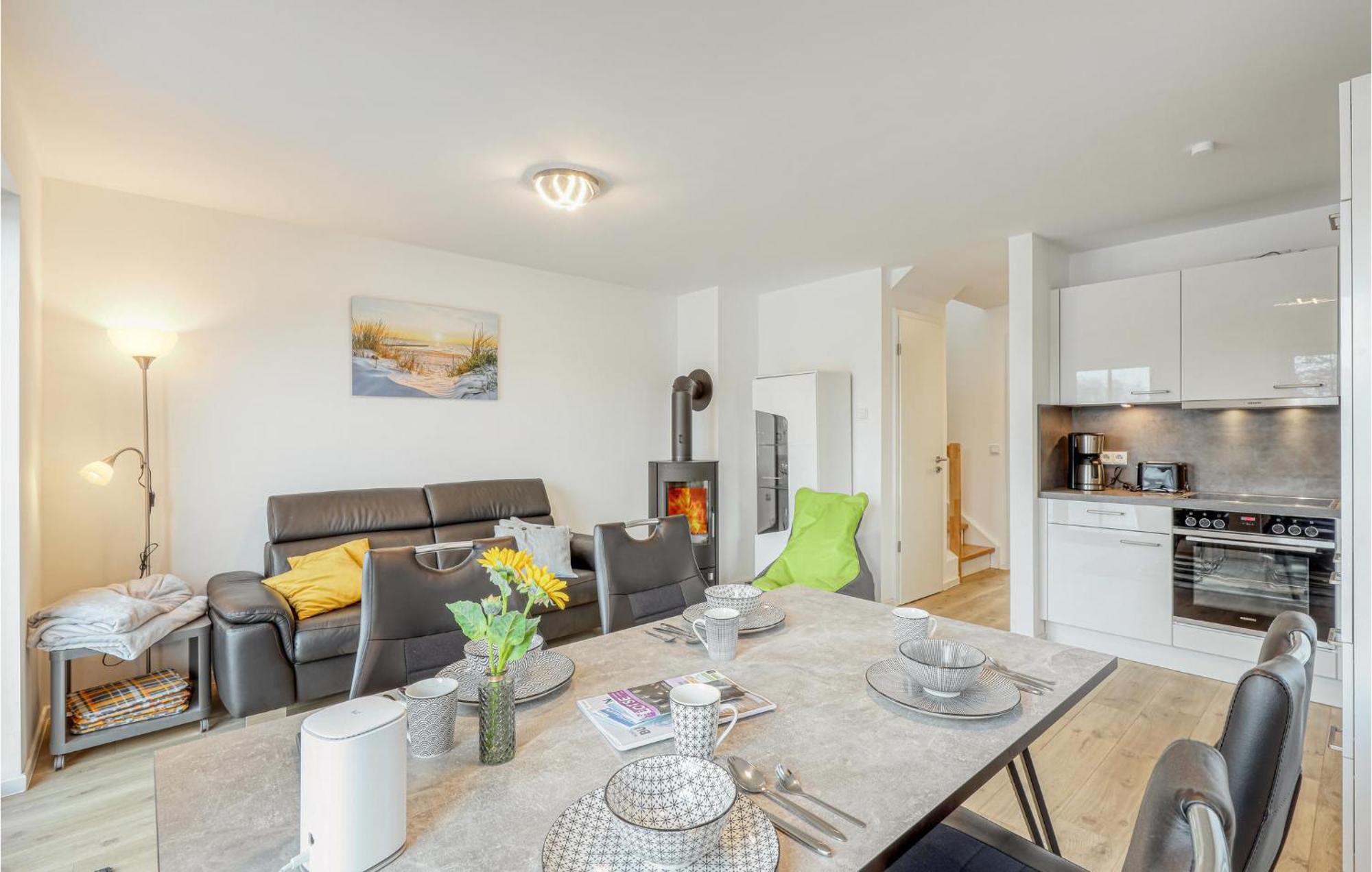 Nice Home In Tossens With Kitchen Экстерьер фото
